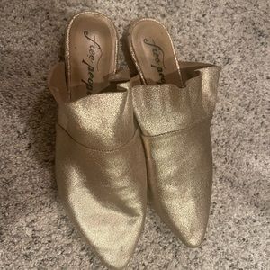 Free People Mules like new!  Size 38.5